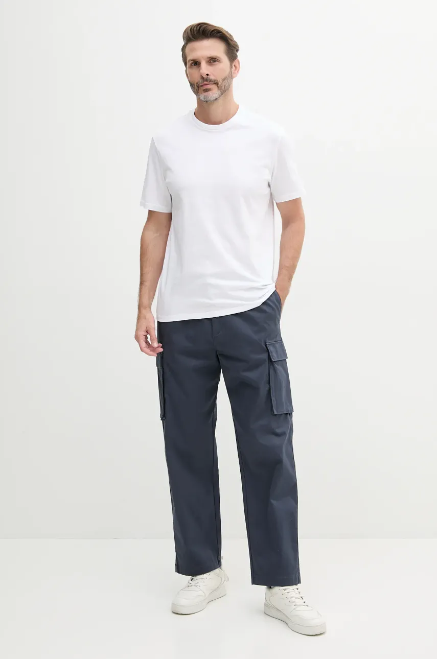 Хлопковая футболка Calvin Klein Jeans мужская цвет белый однотонная LV040HM265 Хлопковая футболка Calvin Klein Jeans мужская цвет белый однотонная LV040HM265