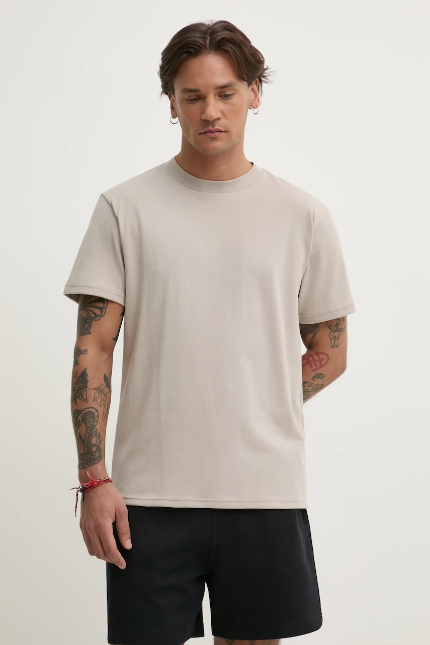 Hollister Co. tricou barbati, culoarea bej, neted, KI324-5136 Hollister Co. tricou barbati, culoarea bej, neted, KI324-5136