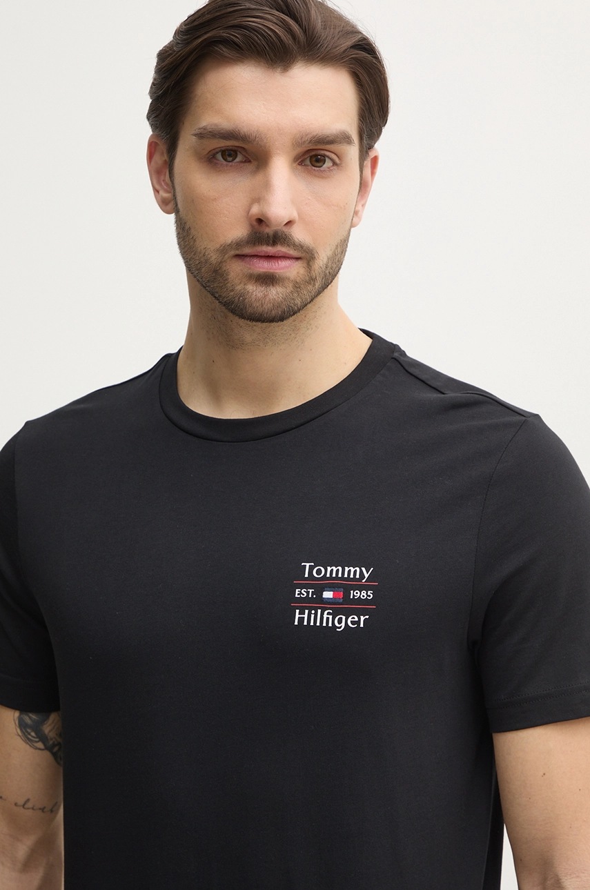 Βαμβακερό μπλουζάκι Tommy Hilfiger ανδρικό, χρώμα: μαύρο, MW0MW38622 φωτογραφία