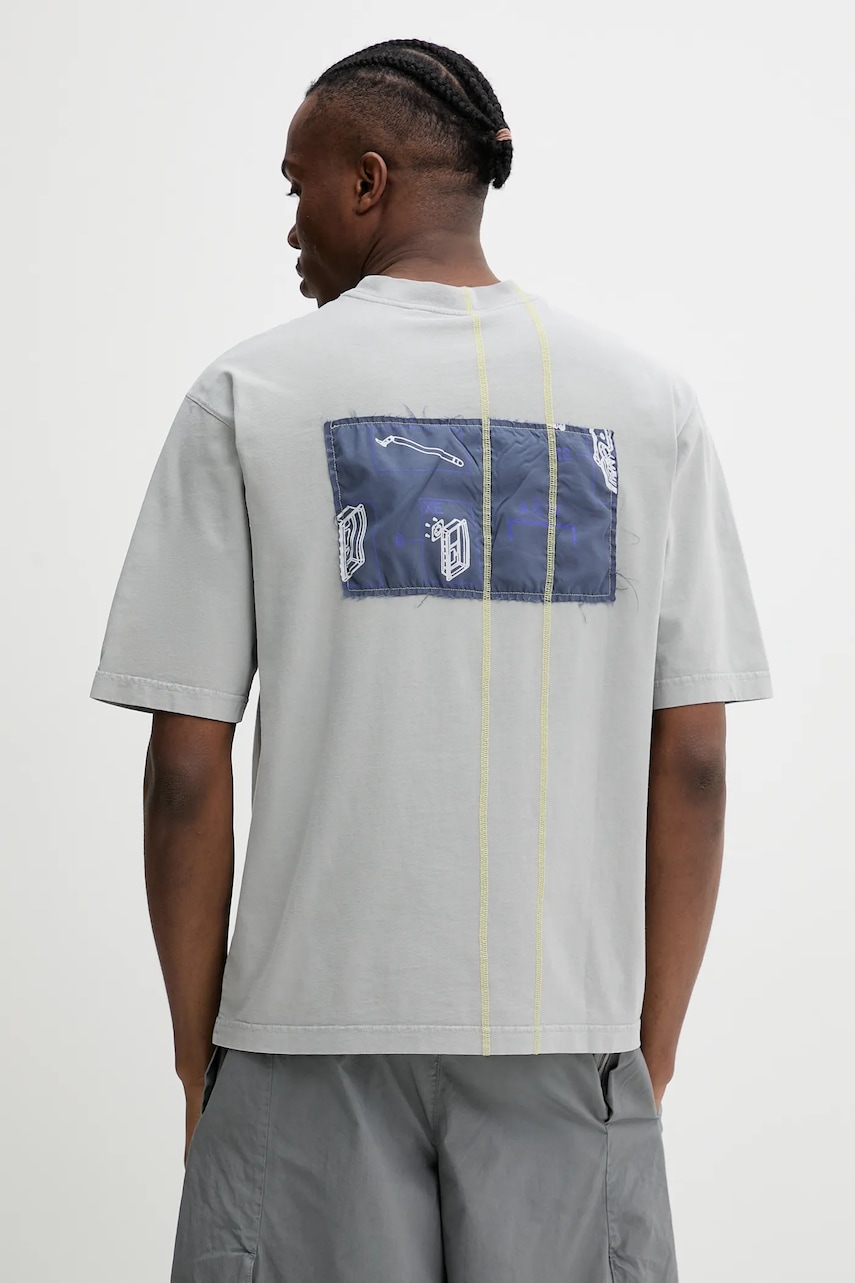 A-COLD-WALL* tricou din bumbac barbati, culoarea gri, cu imprimeu, ACWMTS205 A-COLD-WALL* tricou din bumbac barbati, culoarea gri, cu imprimeu, ACWMTS205