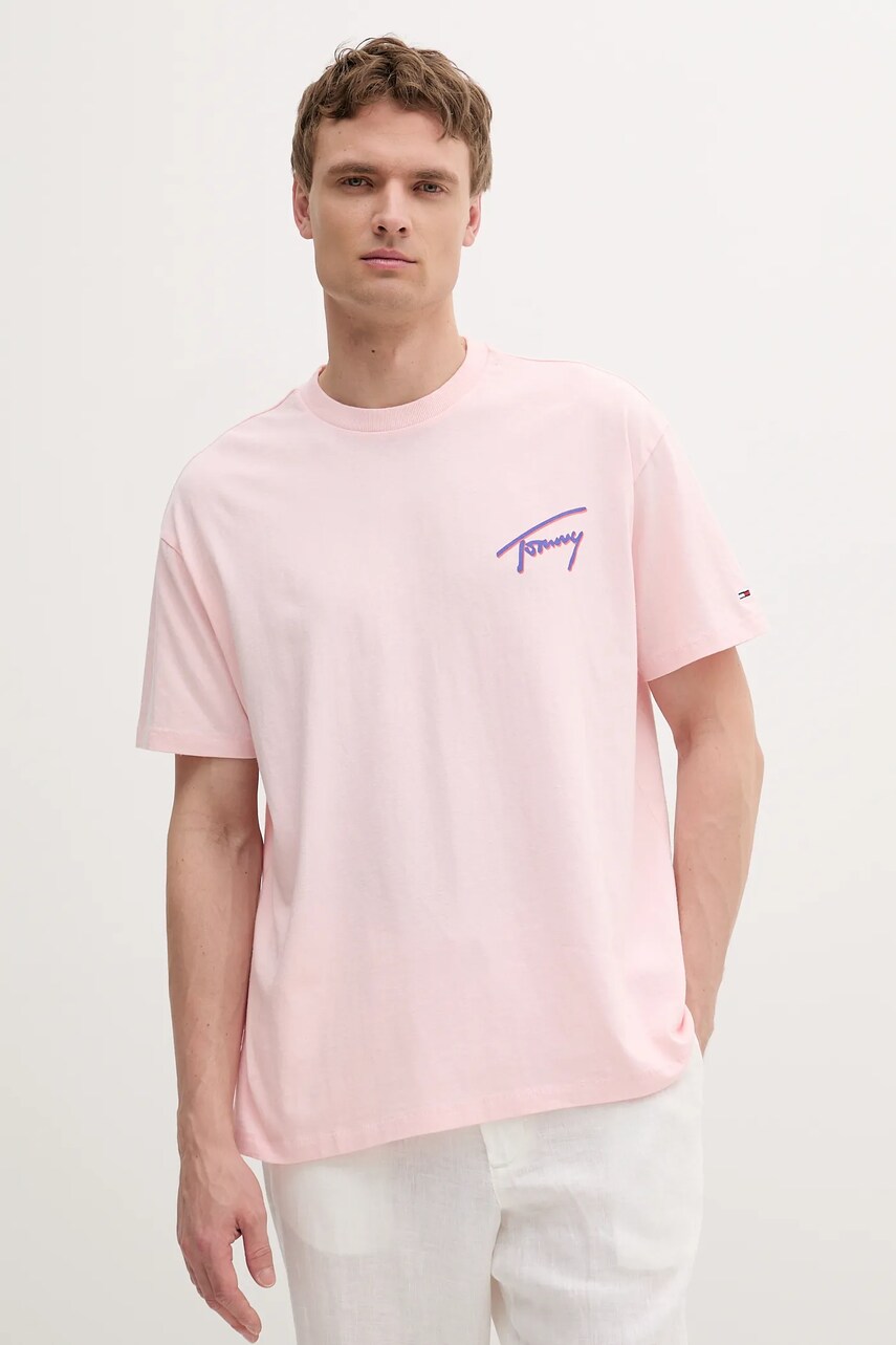 Levně Bavlněné tričko Tommy Jeans pánské, růžová barva, s potiskem, DM0DM20768