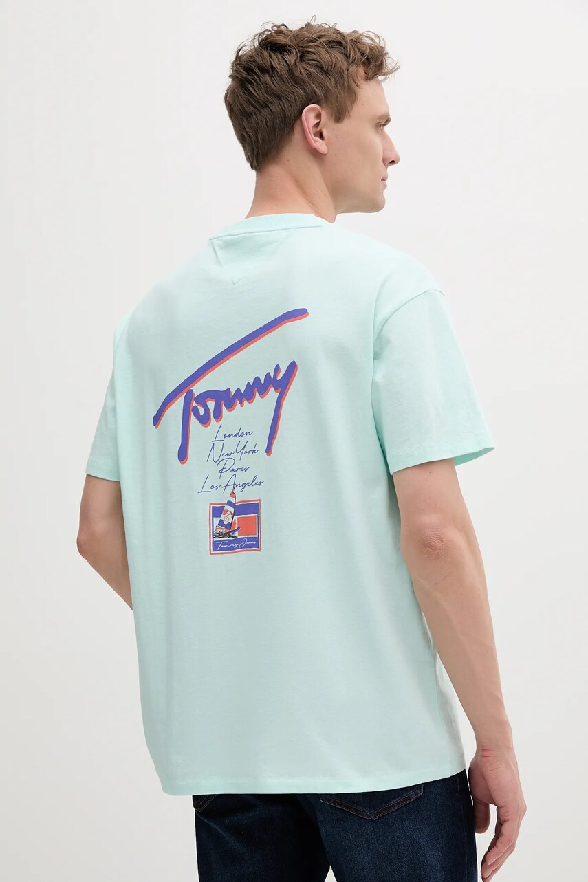 Levně Bavlněné tričko Tommy Jeans pánské, tyrkysová barva, s potiskem, DM0DM20768