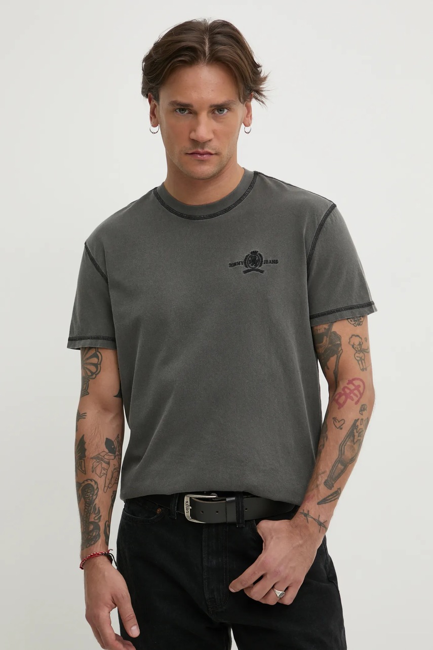 Tommy Jeans tricou din bumbac barbati, culoarea gri, cu imprimeu, DM0DM20787