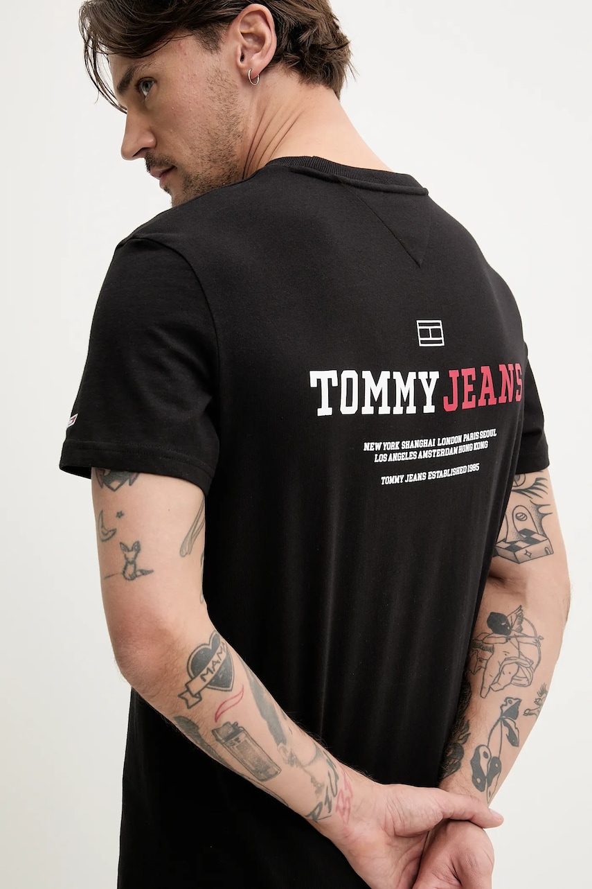 Tommy Jeans tricou din bumbac bărbați, culoarea negru, cu imprimeu, DM0DM20815