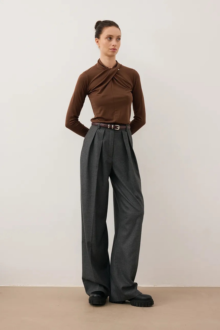 Μακρυμάνικο Bizuu PINOWA φωτογραφία