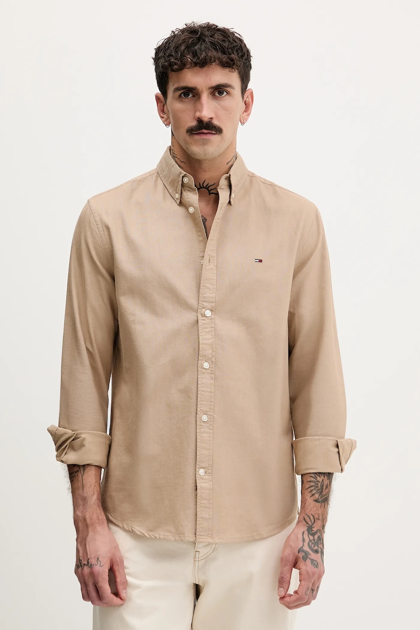 Tommy Jeans cămașă din bumbac culoarea maro, cu guler button-down, regular, DM0DM22836