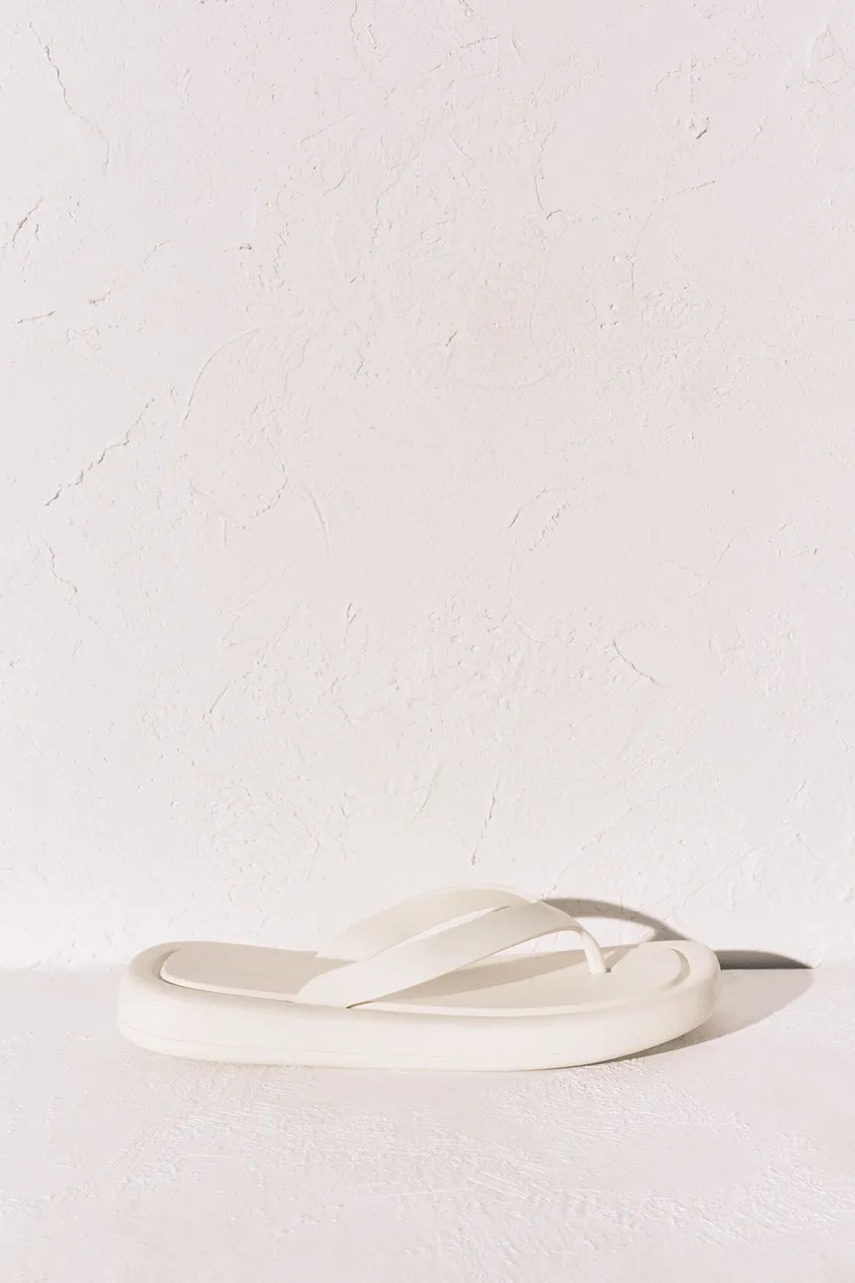 women'secret σαγιονάρες δίχαλο επίπεδες Γυναικείες SI FLIP FLOP CREAM