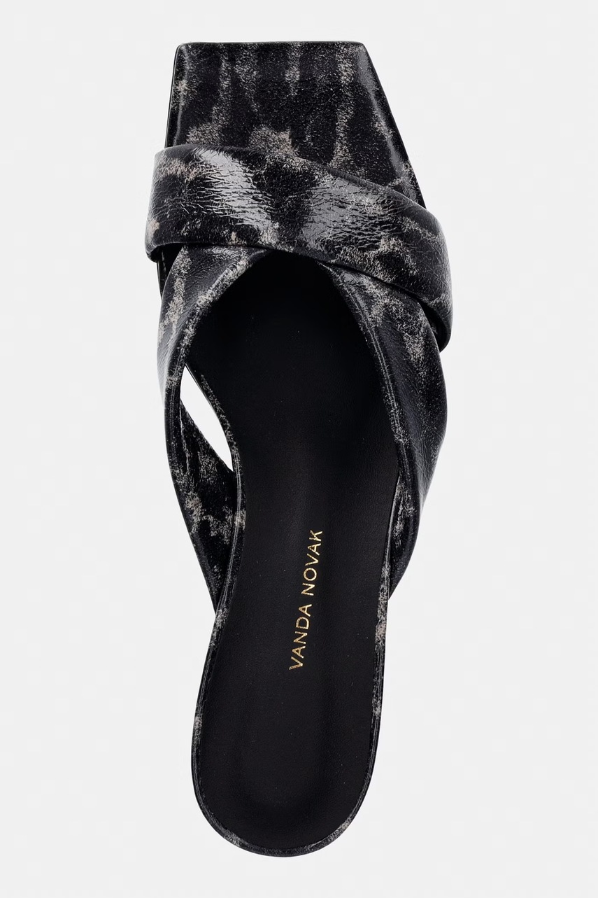 Vanda Novak σαγιονάρες χαμηλοτάκουνες Γυναικείες δερμάτινες φωτογραφία