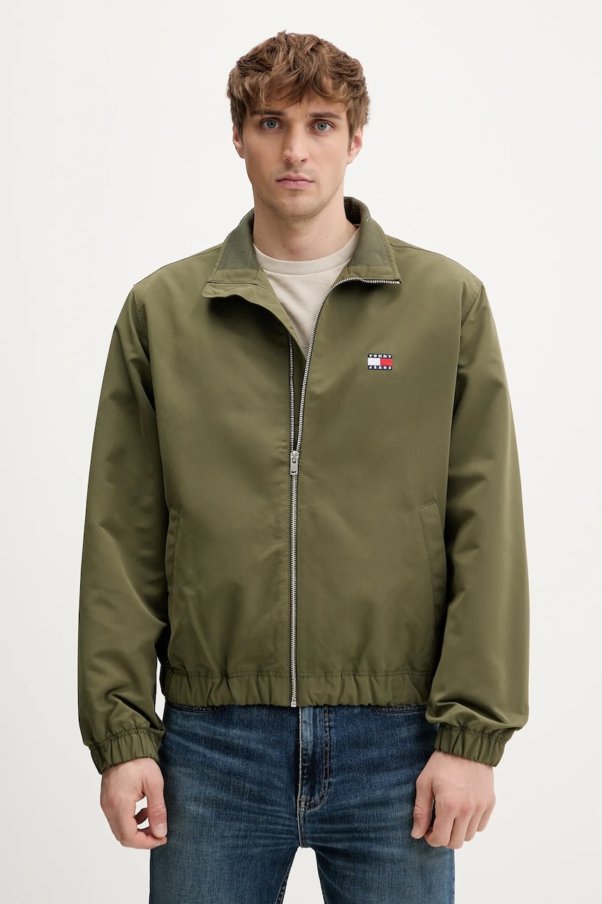 Tommy Jeans geacă culoarea verde, de tranzitie, DM0DM22720