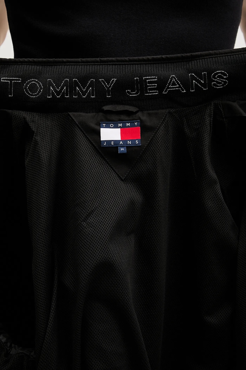 Tommy Jeans prechodná bunda pánska
