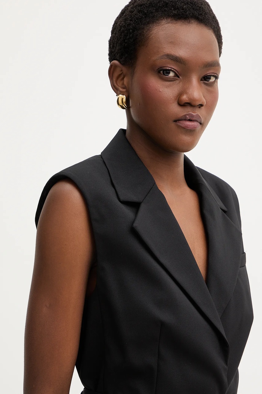 Vesta s přídavkem vlny Karl Lagerfeld (obrázek 4)