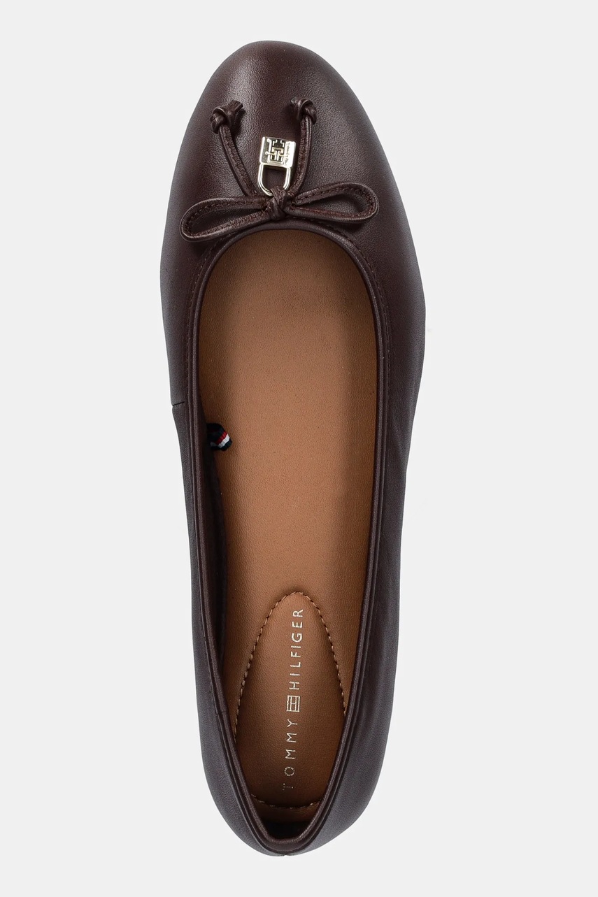 Δερμάτινες μπαλαρίνες Tommy Hilfiger HILFIGER SMOOTH LTHR BALLET χρώμα: καφέ, FW0FW09006 φωτογραφία