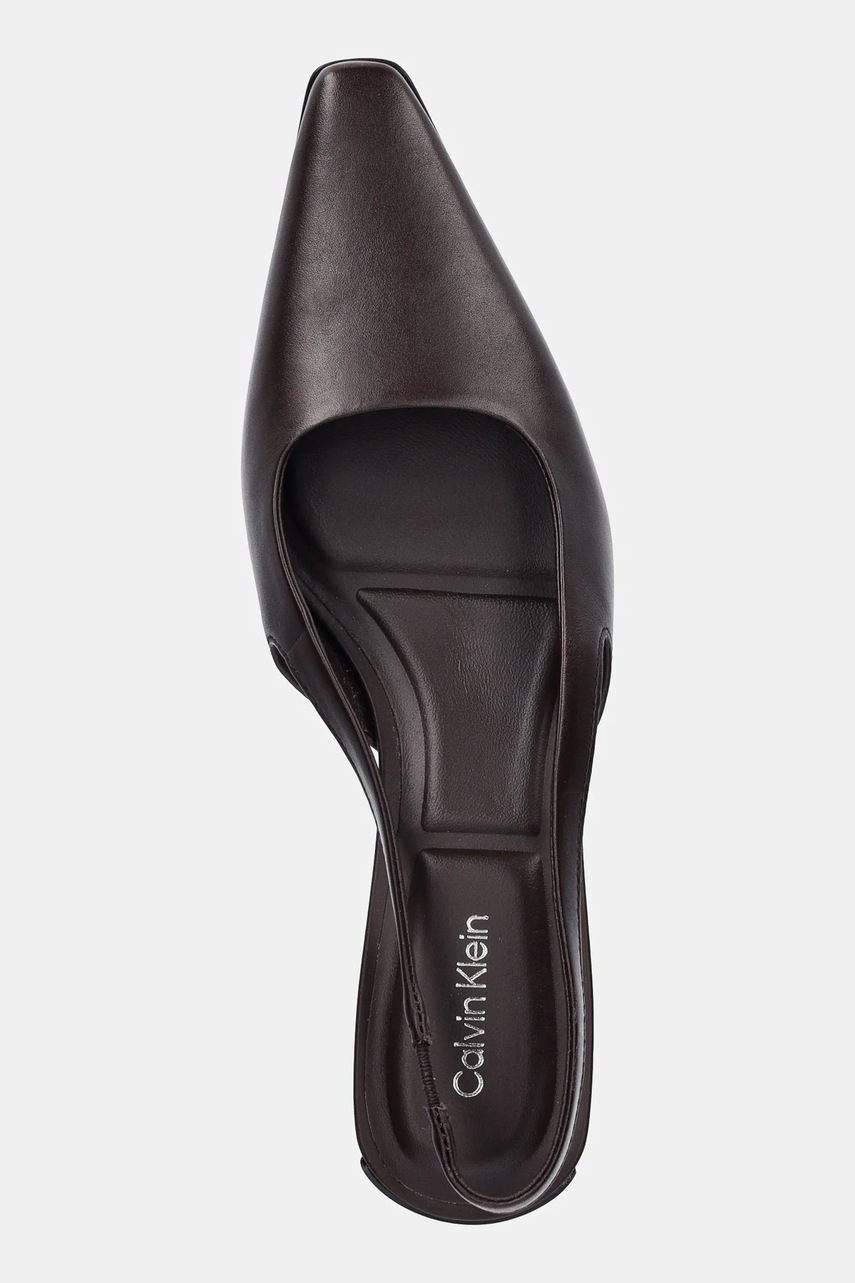 Kožené lodičky Calvin Klein SET BACK HEEL PUMP SLINGBACK LTH (obrázek 4)