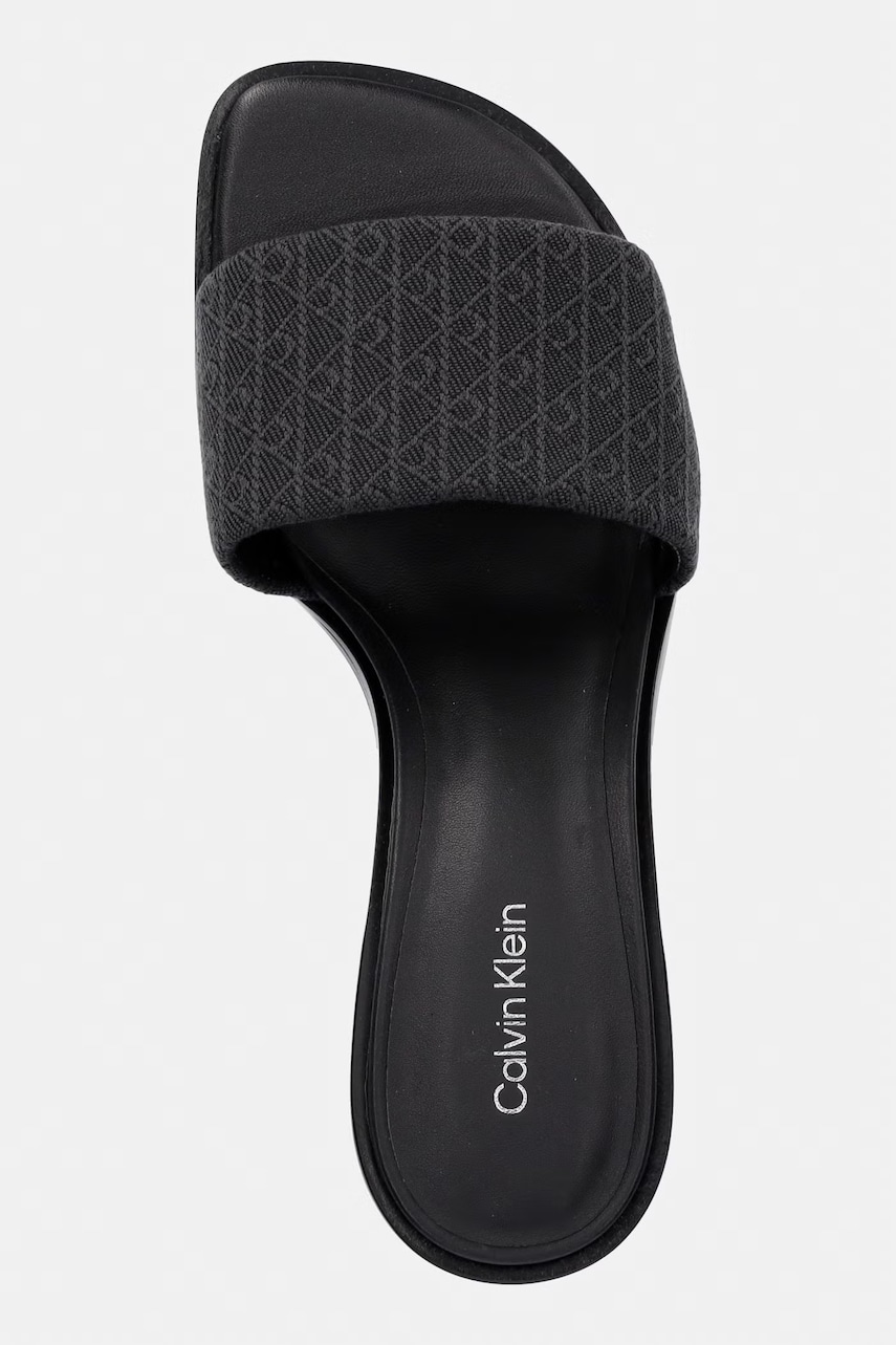 Calvin Klein šľapky na podpätku dámske BLOCK HEEL SANDAL AOP