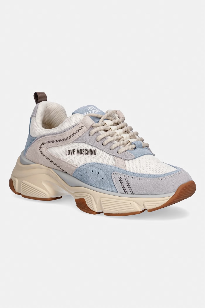 Sneakers Love Moschino