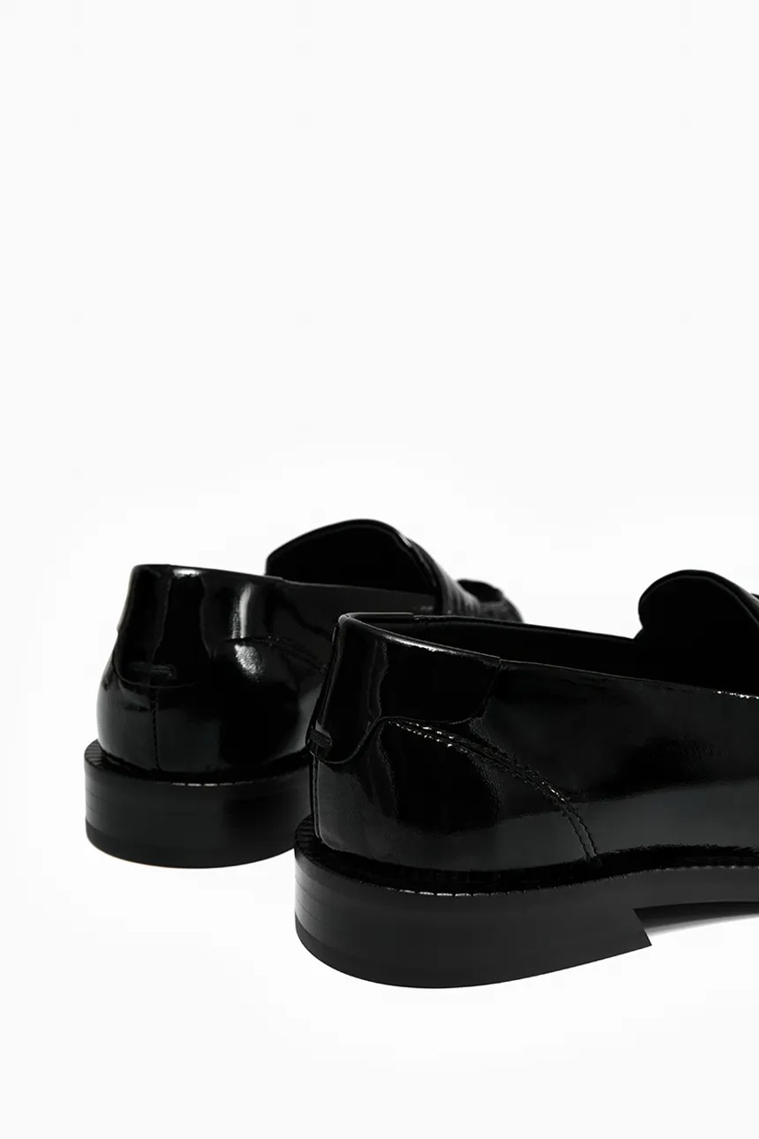 Δερμάτινα μοκασίνια Vanda Novak φωτογραφία