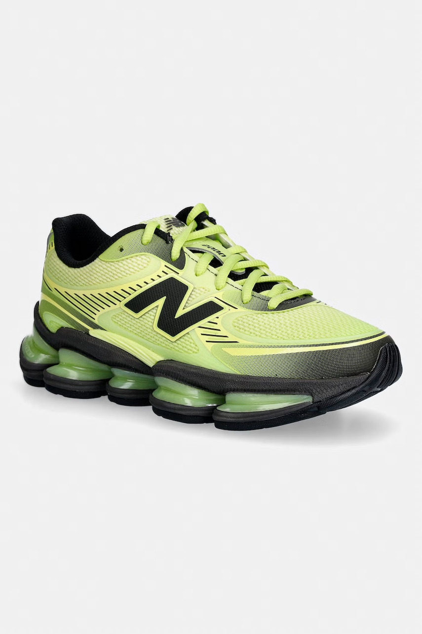 New Balance 2000 sneakers