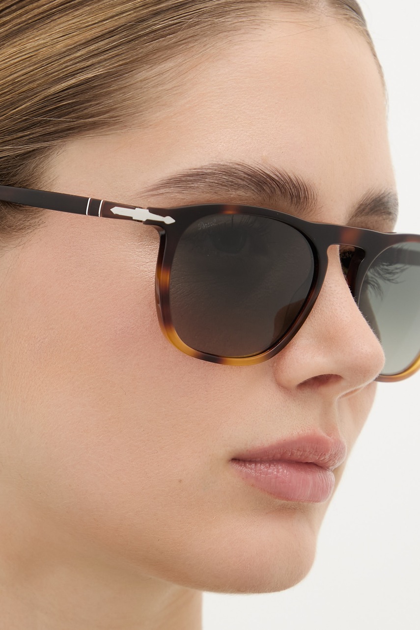 Persol γυαλιά ηλίου φωτογραφία