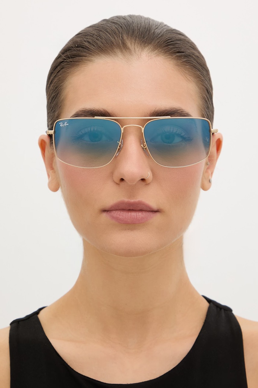 Ray-Ban