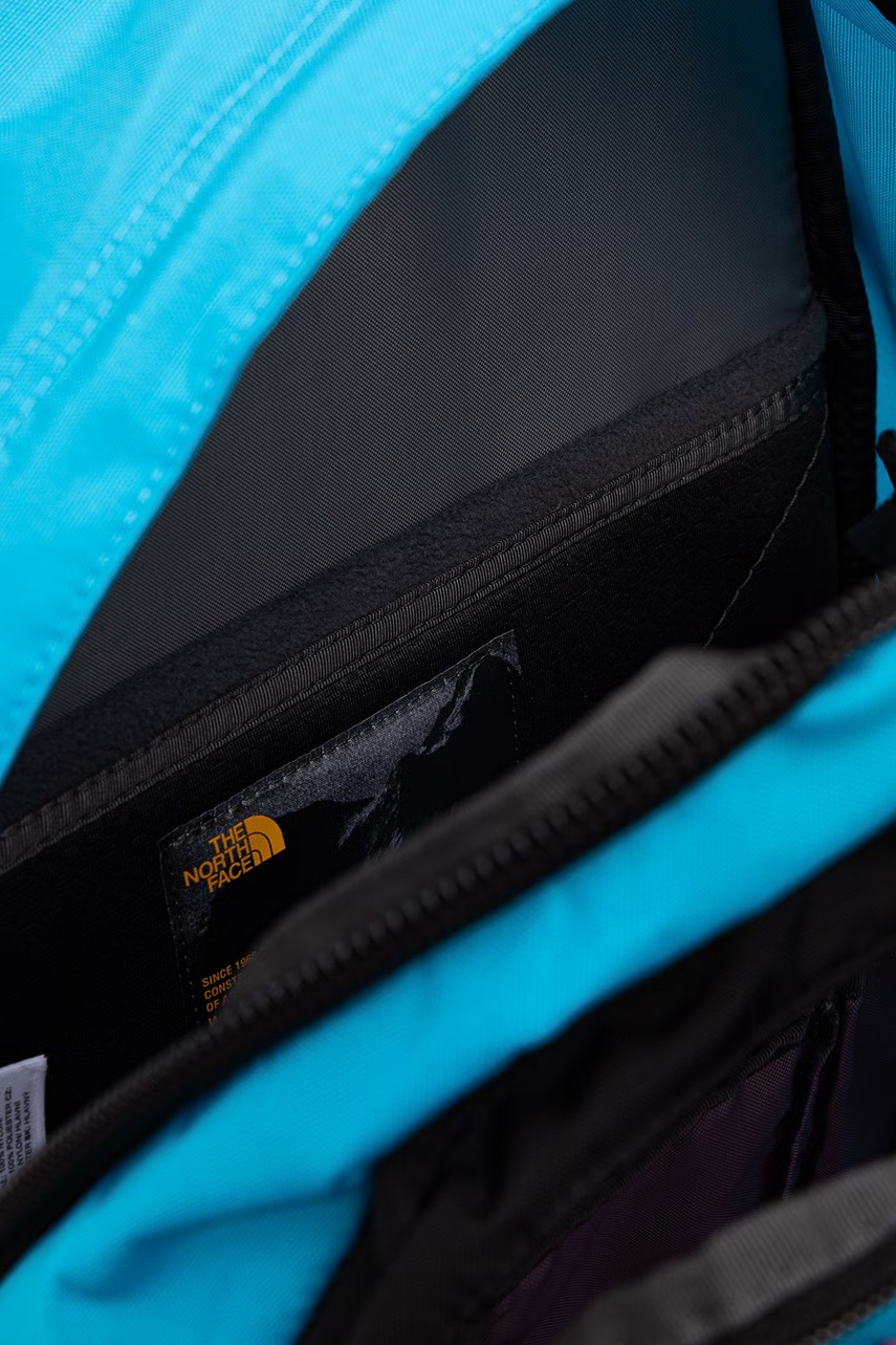 The North Face batoh dámský Hot Shot (obrázek 7)