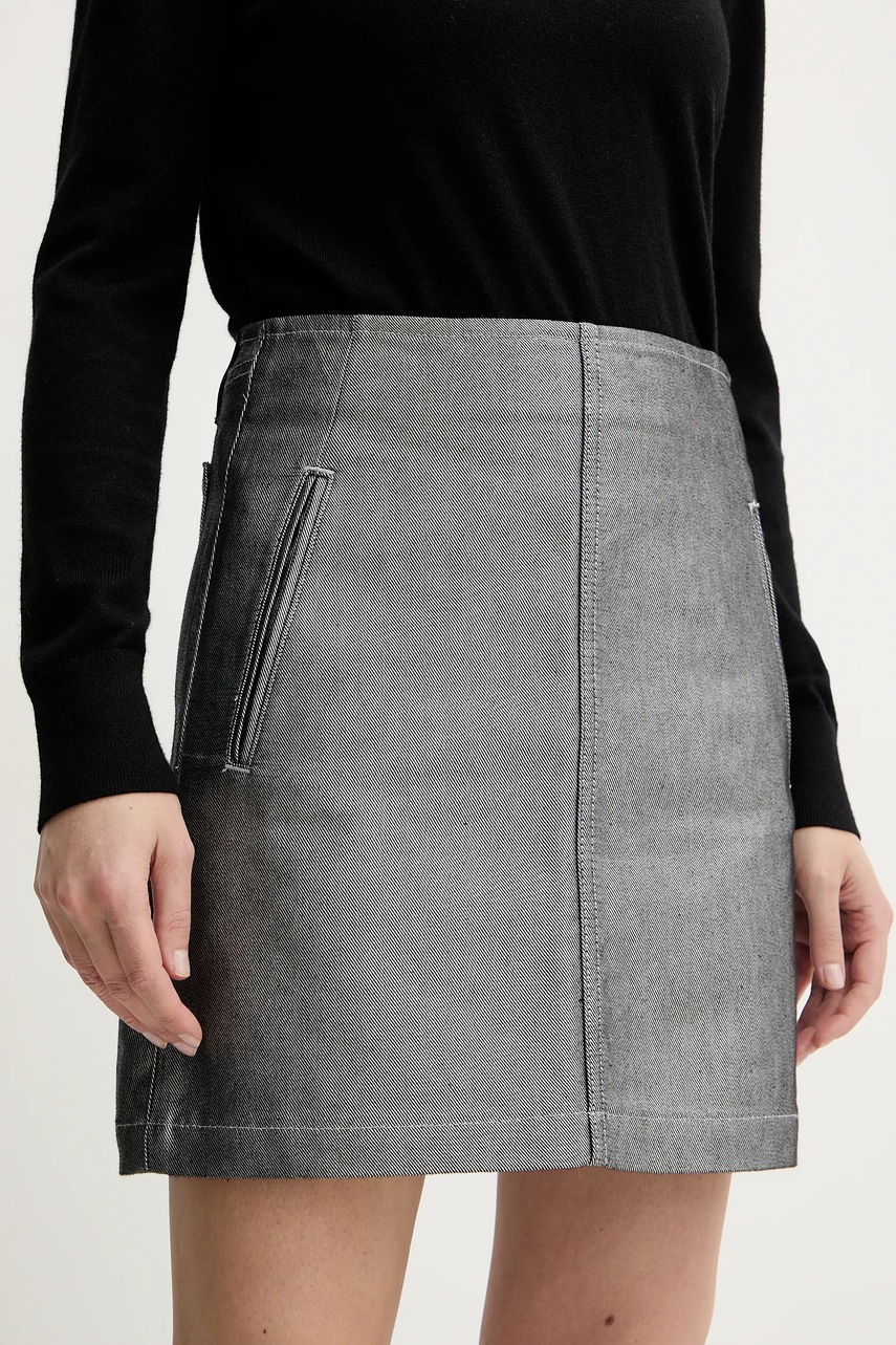 Levně Džínová sukně Calvin Klein Jeans šedá barva, mini, LV047E716G