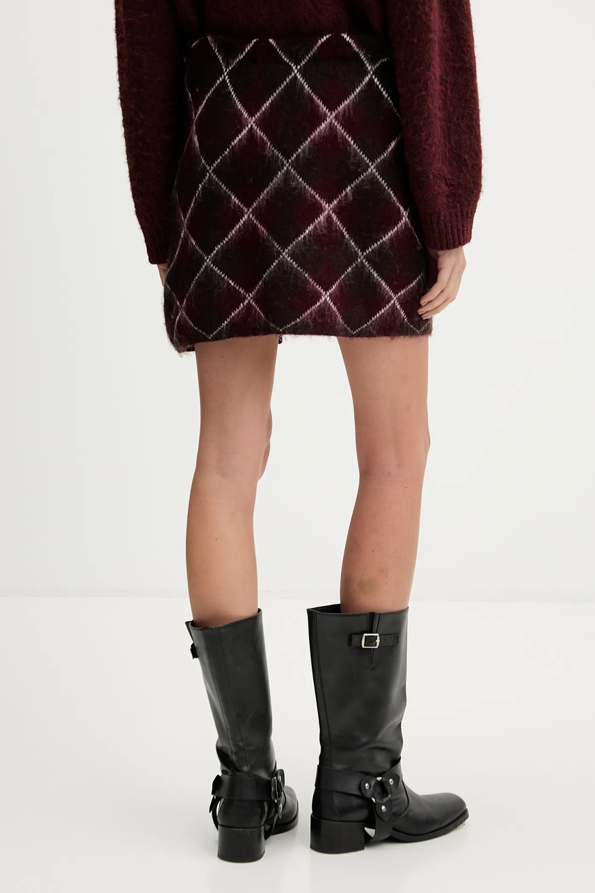 Φούστα The Ragged Priest φωτογραφία