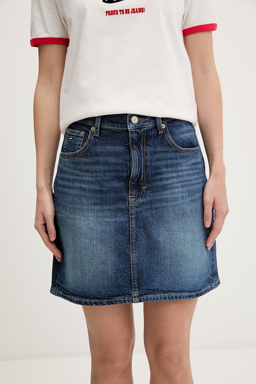Levně Tommy Jeans sukně džínová