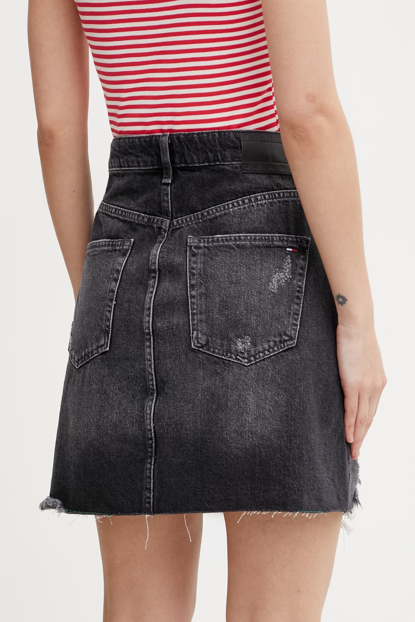 Tommy Jeans sukňa rifľová