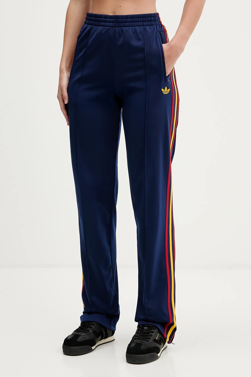 adidas Originals pantaloni de trening FB CLASSIC