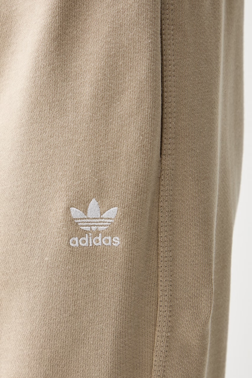 adidas Originals teplákové nohavice dámske bavlnené