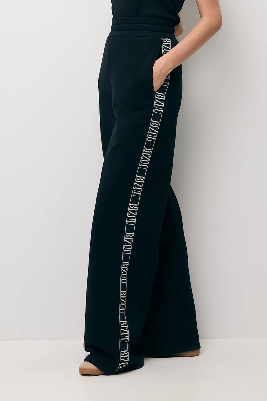 Bizuu pantaloni de trening PETRY