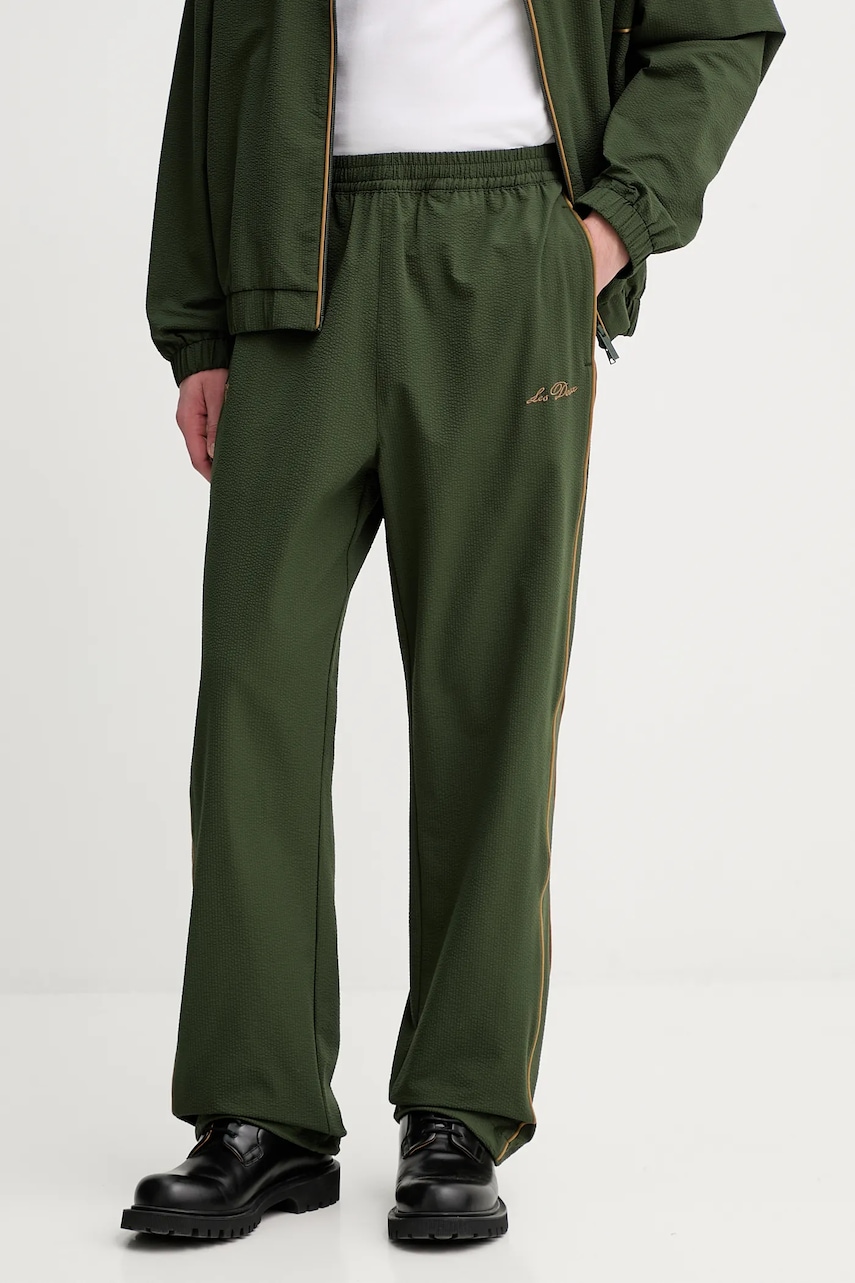 Les Deux pantaloni de trening