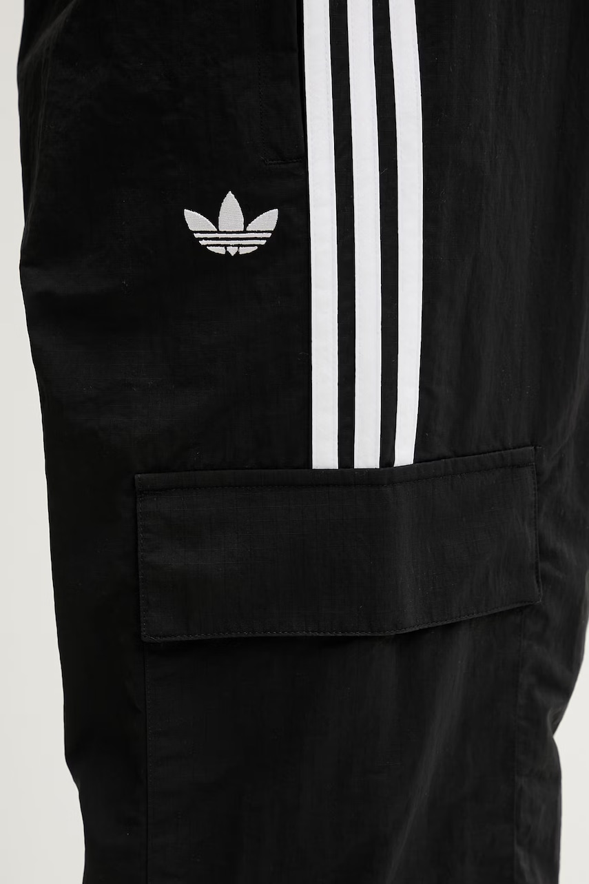 adidas Originals teplákové nohavice pánske