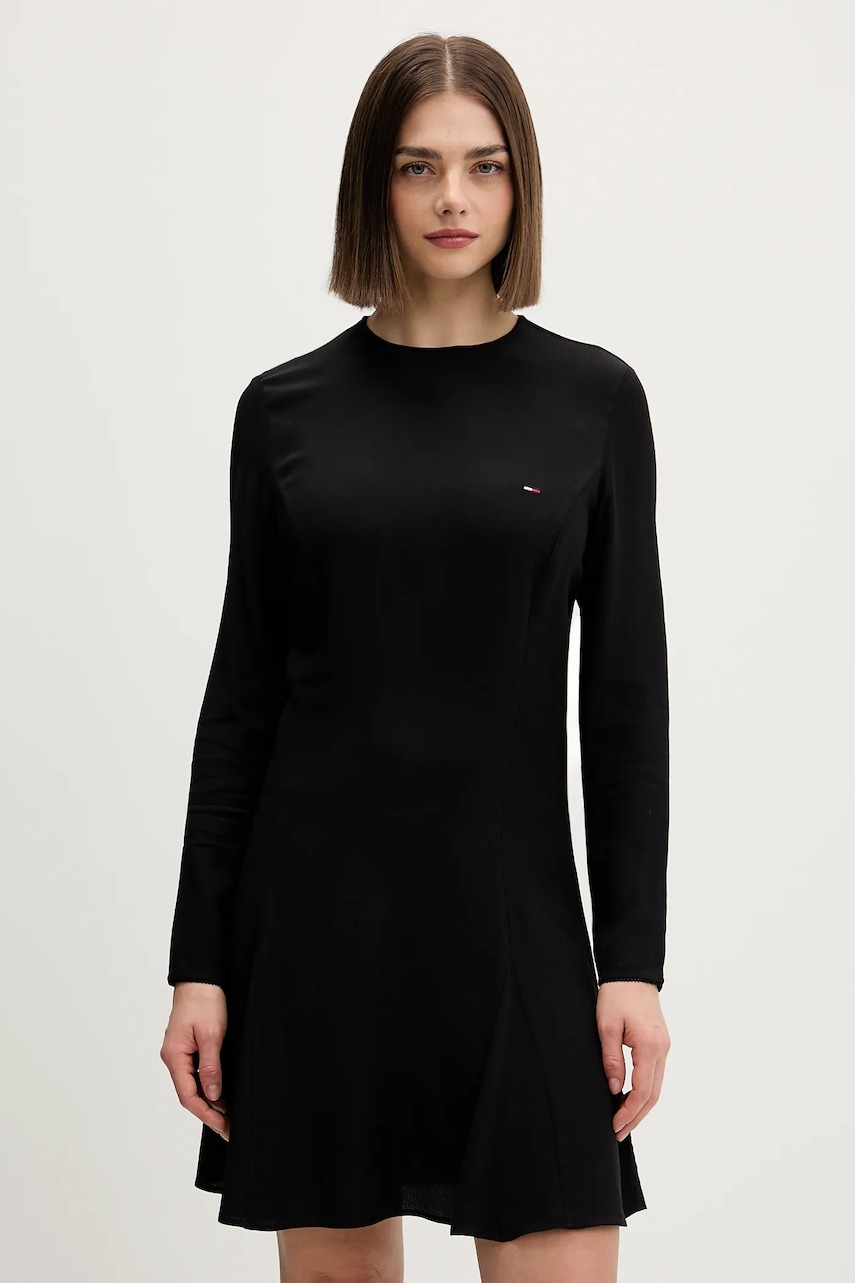 Tommy Jeans rochie culoarea negru, mini, evazați, DW0DW21916