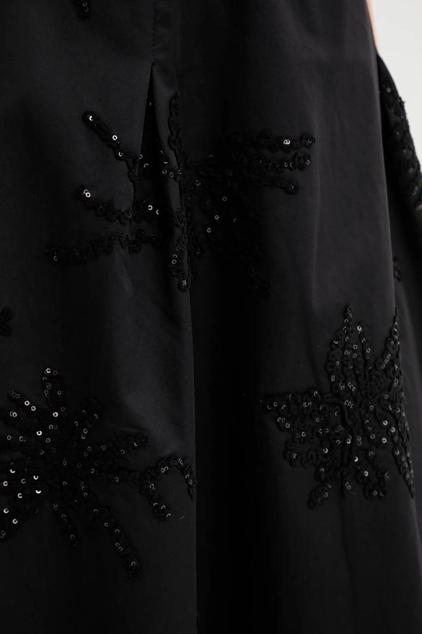 Бавовняна сукня MUNTHE RONIA колір чорний midi розкльошена 254135025401