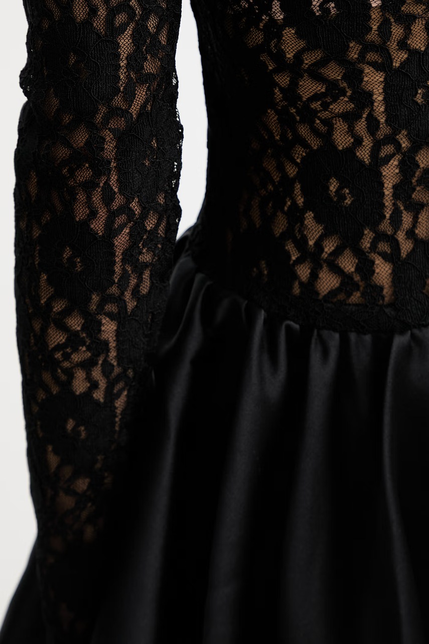 Bardot розкльошена сукня