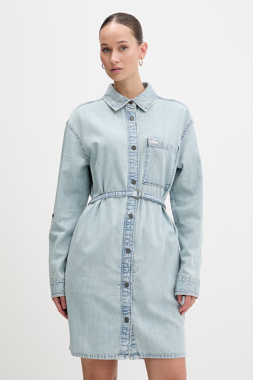 Levně Džínové šaty Guess Jeans