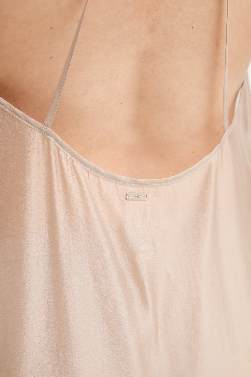 Calvin Klein spodnicové šaty s viskózou