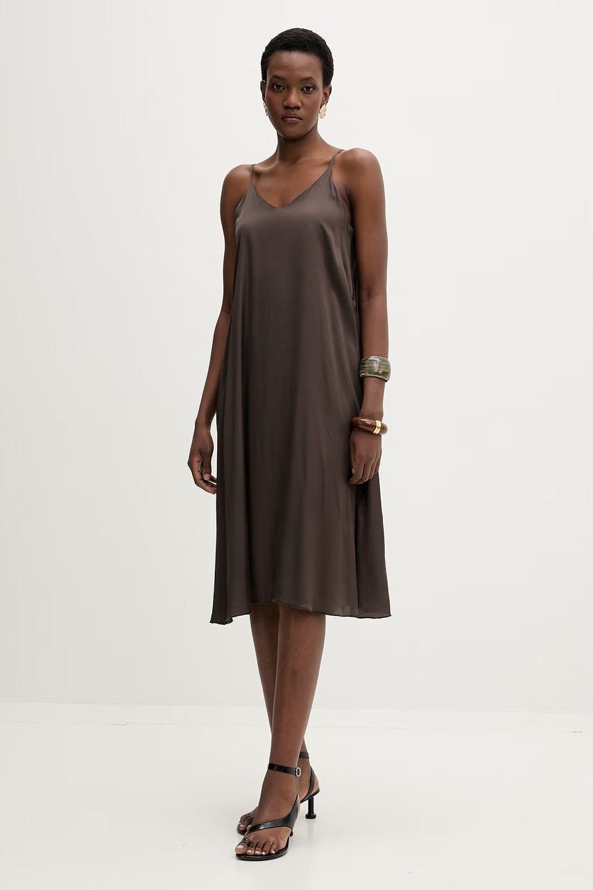 American Vintage šaty z viskózy