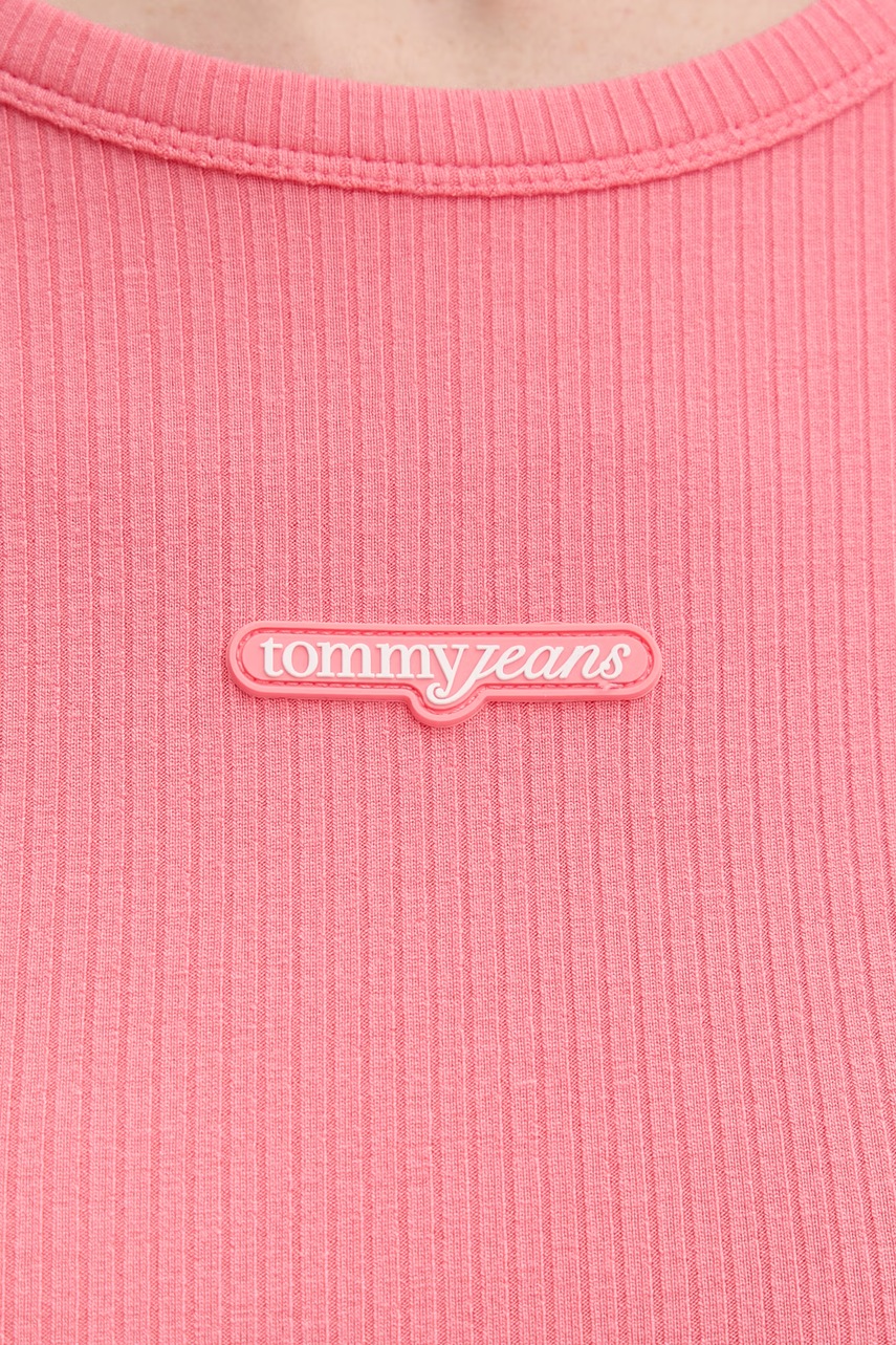 Tommy Jeans šaty s viskózou
