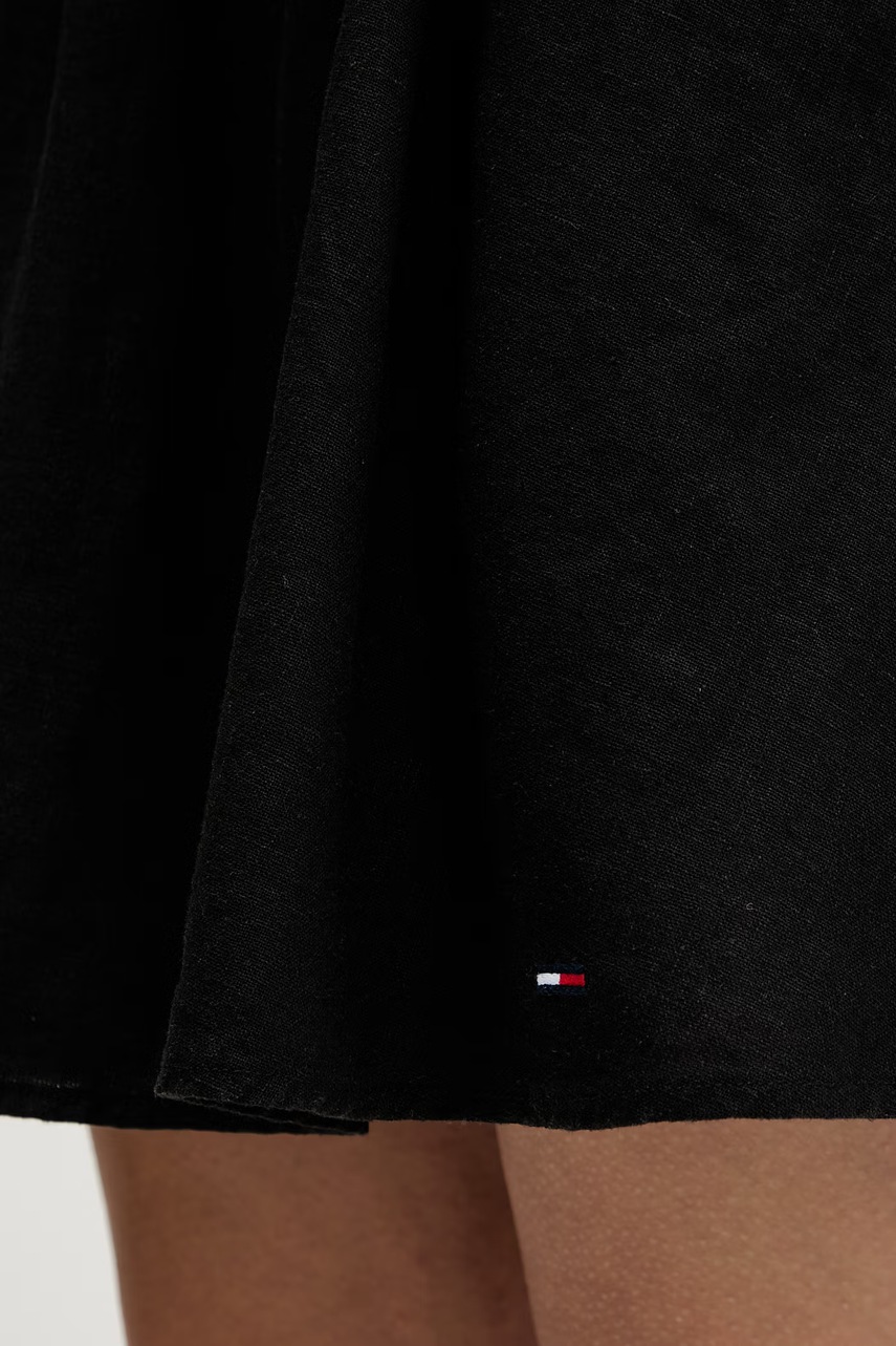 Tommy Jeans šaty s rozšíreným strihom s ľanom