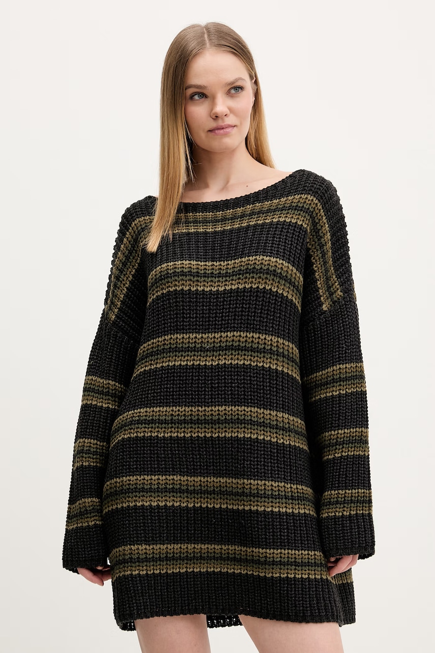 The Ragged Priest rochie