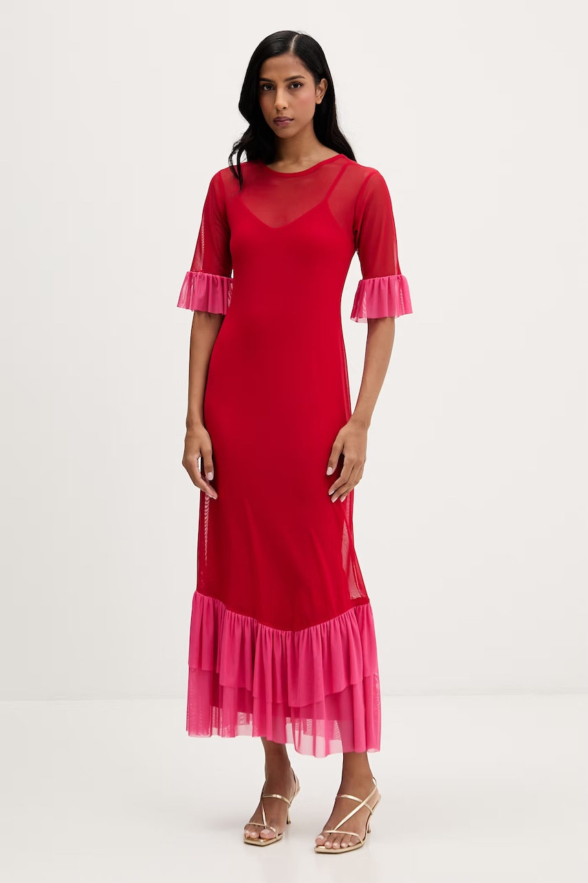 Never Fully Dressed rochie