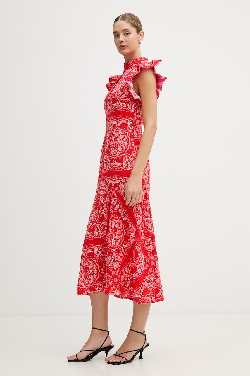 Never Fully Dressed šaty