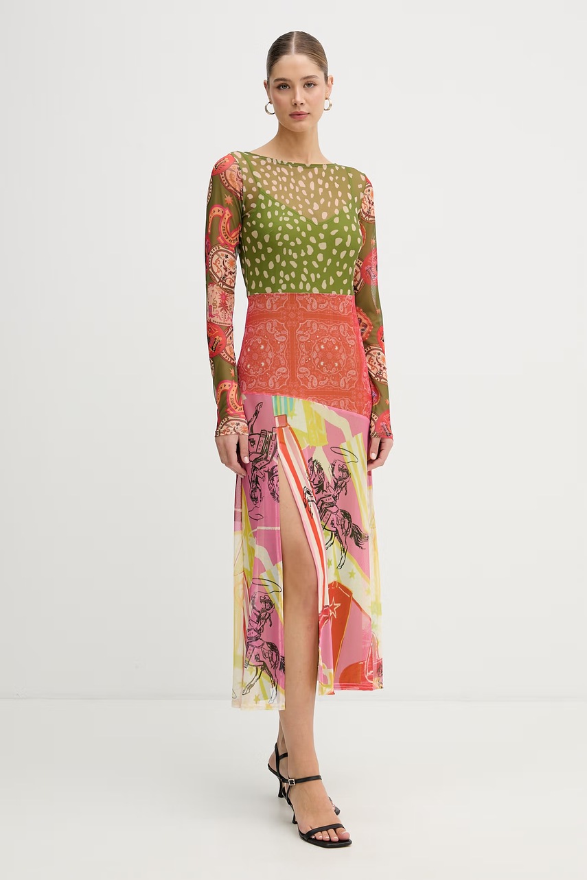 Never Fully Dressed сукня