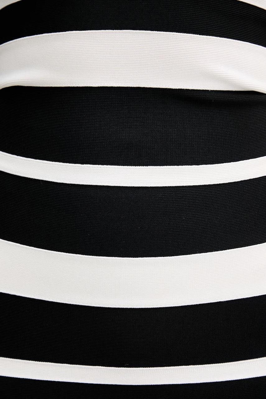 Herve Leger priliehavé šaty
