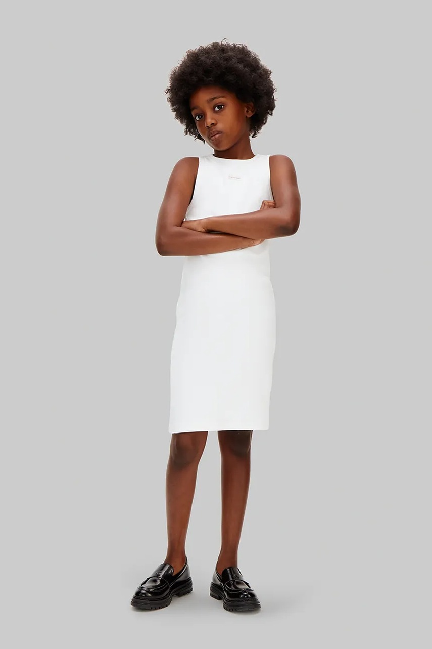 Calvin Klein Jeans φόρεμα bodycon LVCKSJH07G.128.176.PPY2 λευκό 140,164,128,176,152