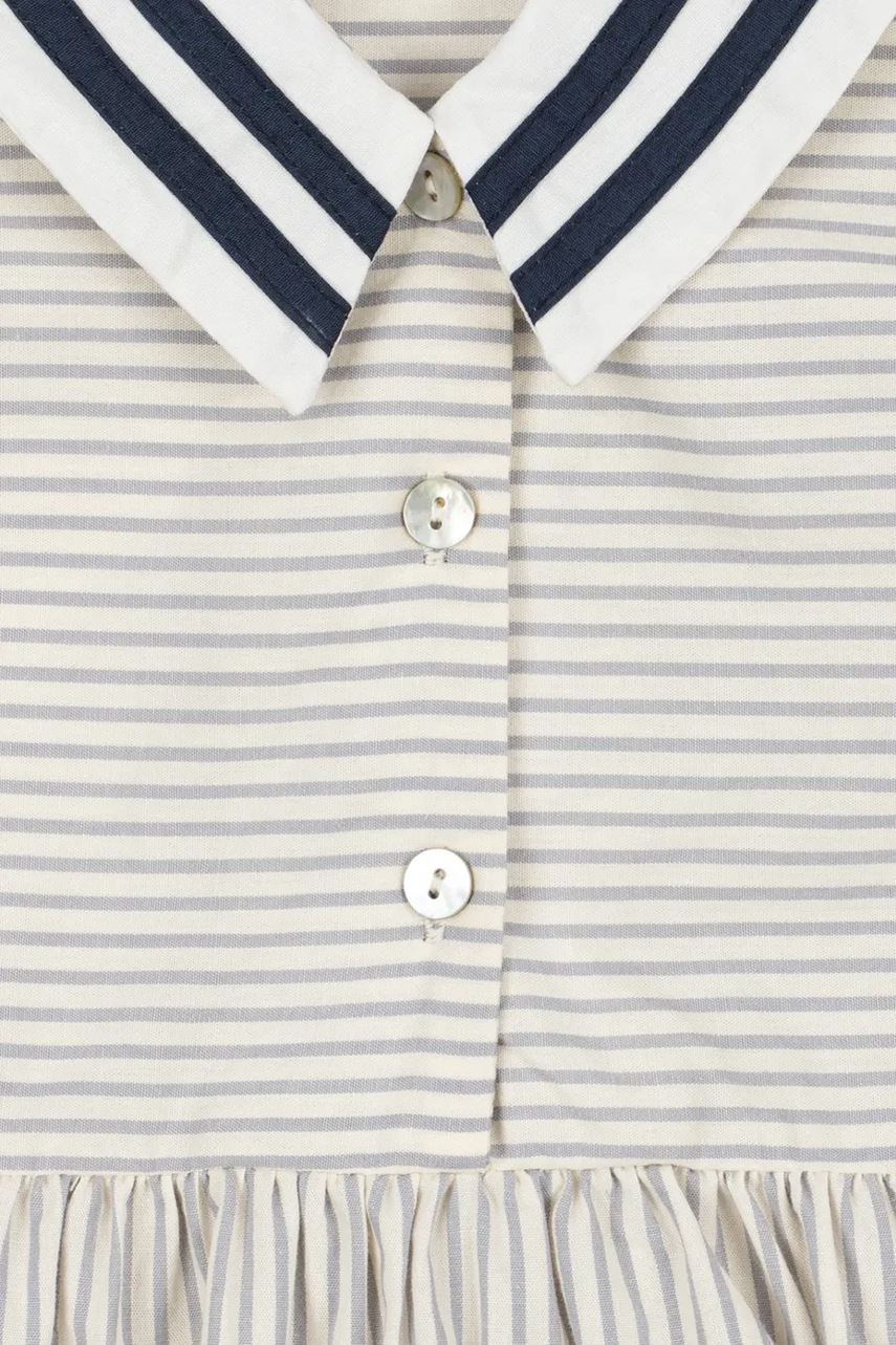Konges Sløjd šaty s rozšíreným strihom bavlnené ALLIE SAILOR DRESS GOTS