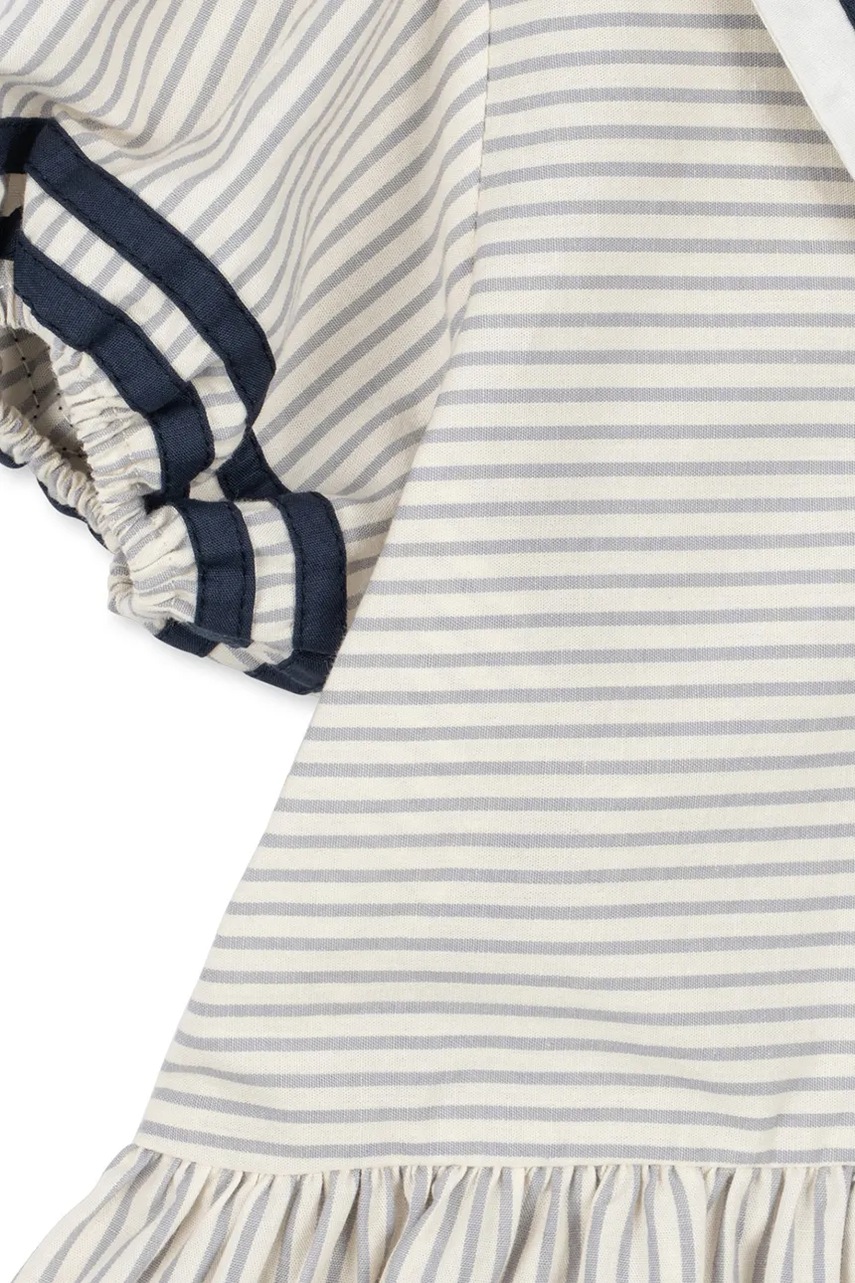 Konges Sløjd šaty s rozšíreným strihom bavlnené ALLIE SAILOR DRESS GOTS