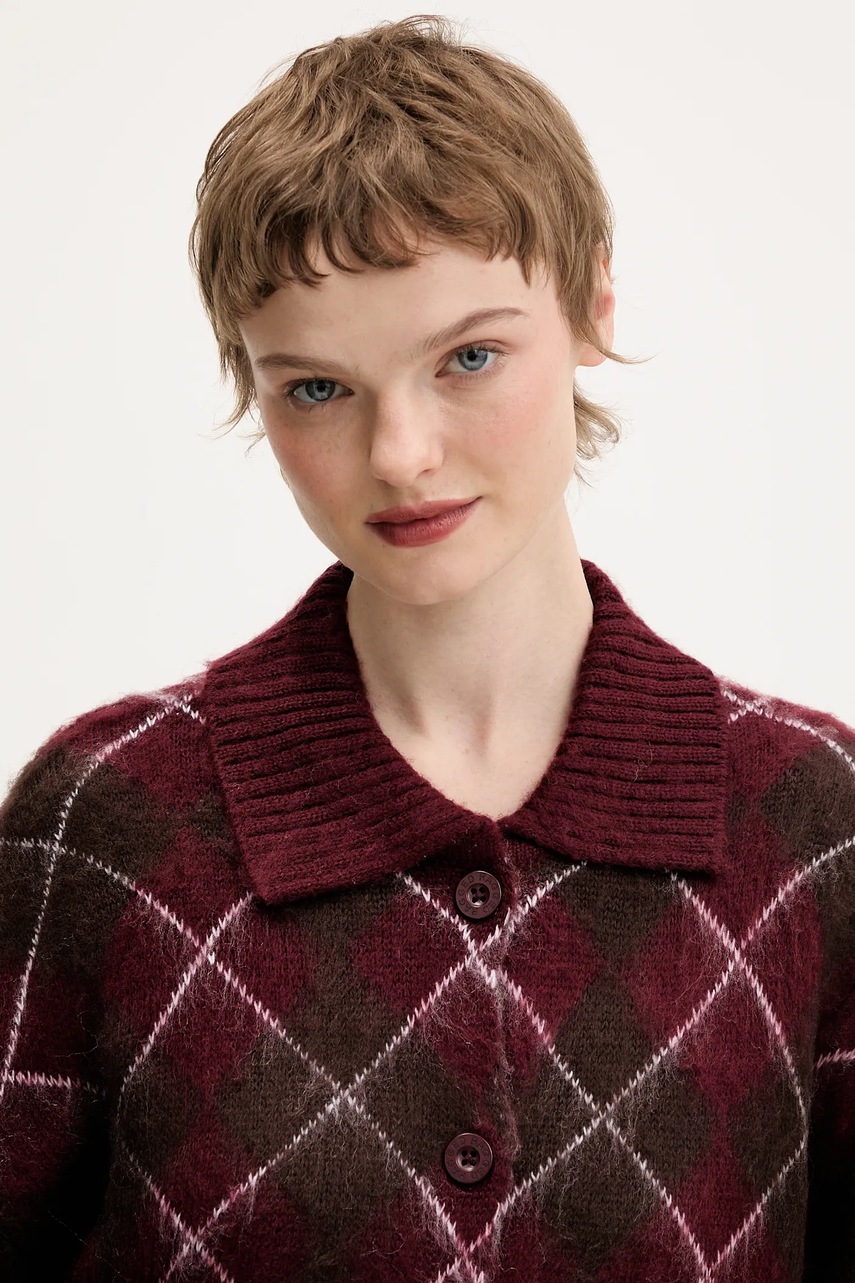 Πλεκτή ζακέτα The Ragged Priest φωτογραφία